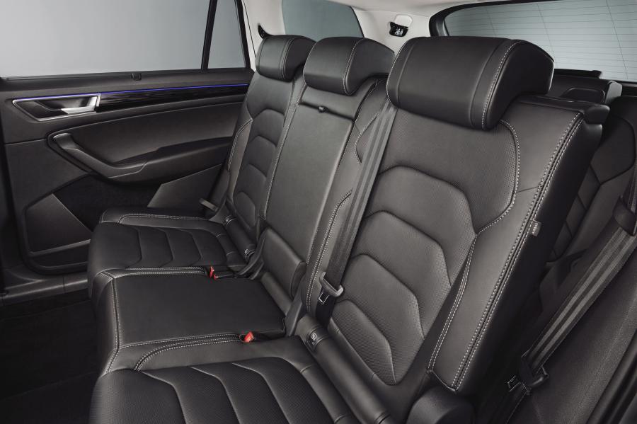 Интерьер Skoda Kodiaq Scout 2017 года  (WW) (фото 39 из 61)
